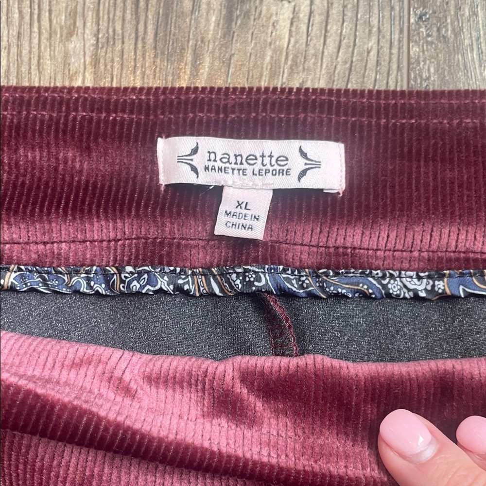 Nanette Lepore Burgundy Velour-Textured Ribbed Pants Size XL - Picture 2 of 9